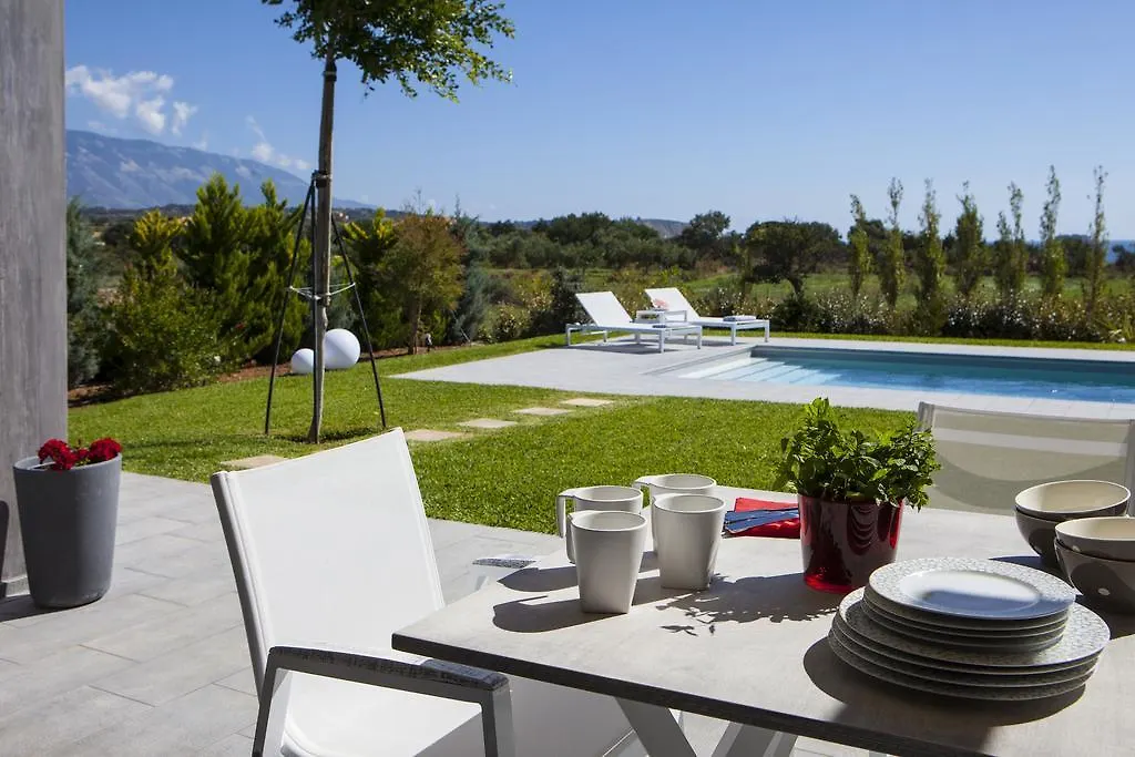 Villa Lefteris Svoronata